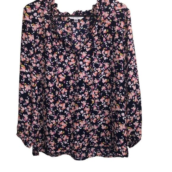 357. Counterparts v-neck floral blouse size large NWT - Picture 1 of 7